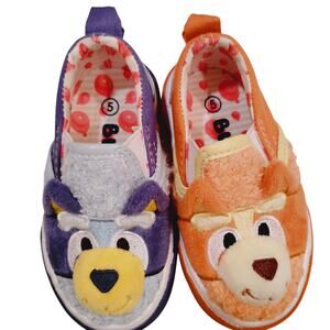 Bluey Toddler Kids Fleece Bingo Ground Up Slip On Sneakers Shoes Kids Size5 NWOT